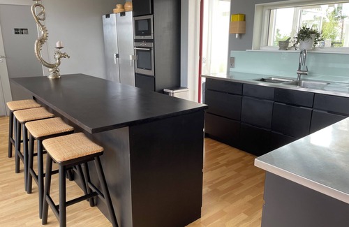 Tyreso Casa | Modern villa close to sea, forest and Stockholm city center