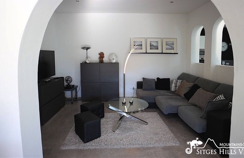Olivella Villa | Villa Ibiza con A / C, piscina privada y bañera de hidromasaje en una ubicación tranquila.