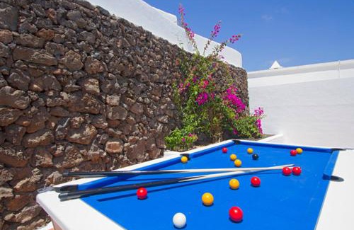 Los Mojones Villa | Modern Villa In Los Mojones 4 Bedrooms Large Heated Pool Villa Mojones Puerto Del Carmen