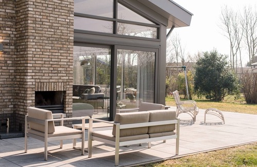 Ballum Casa | Modern villa Klaver Vier with south-terrace, sauna, jacuzzi and outdoor fireplace