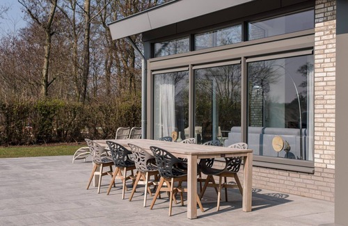 Ballum Casa | Modern villa Klaver Vier with south-terrace, sauna, jacuzzi and outdoor fireplace