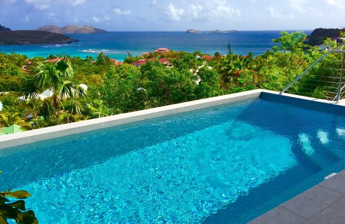 Morne Criquet Villa | Villa moderna suite Acajous ofrece espléndidas vistas!