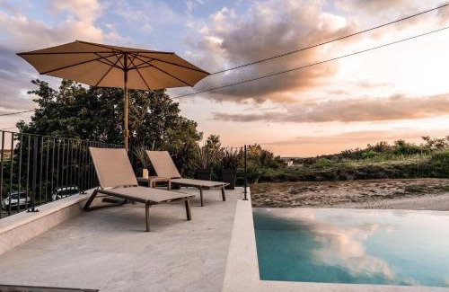 Krasica Villa | Modern villa Venta with jacuzzi and pool in Buje