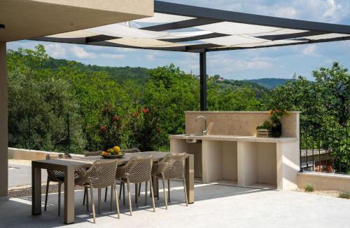 Krasica Villa | Modern villa Venta with jacuzzi and pool in Buje