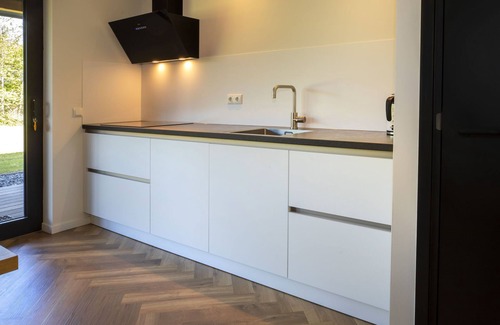 Sint Nicolaasga Villa | Villa moderna con amplio jardín, en un parque de vacaciones en Friesland