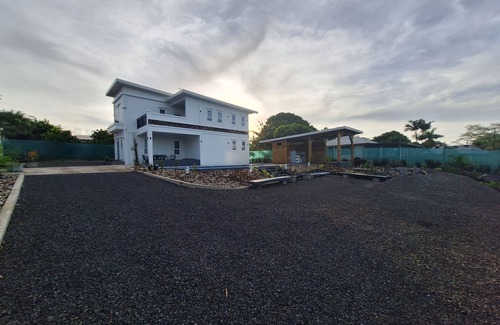 Apia Villa | Modern villa with an elevated landscape overlooking the Ocean. 7 min to Apia