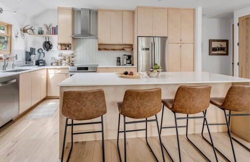 Newlands Casa | Modern & Warm Home in the Heart of Boulder