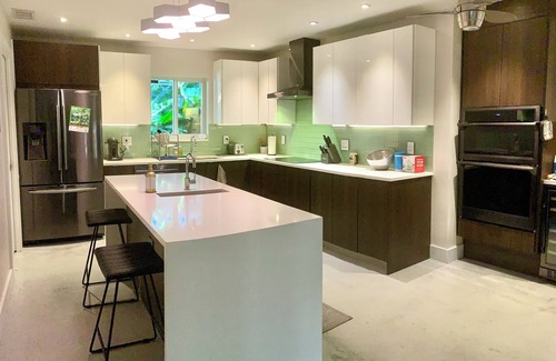 South Corals Casa | Modern Water view Heaven 5 min from the beach