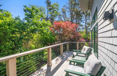 Wellfleet Casa | Modern Wellfleet Retreat with Stunning Outdoor Spaces