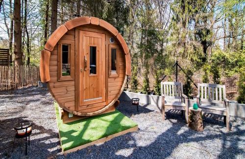 Biron Chalet De Esquí | Modern Wellness Stay, Érezée