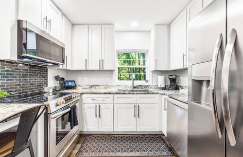 Conway Casa | Modern Wilderness Home