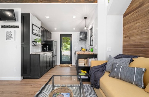 Arroyo Grande Cabaña | Modern Wine Country Tiny Home with Gas Fire Pit