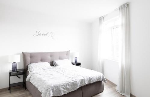 Surheide Apartamento | Moderne 2 Zimmer Ferienwohnung mit Dachterrasse - 95qm