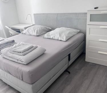Egelsbach Apartamento | Moderne 3-Zimmer-Ferienwohnung bei Frankfurt - frisch renoviert, zentral gelegen und perfekt für Familien und Business-Trips