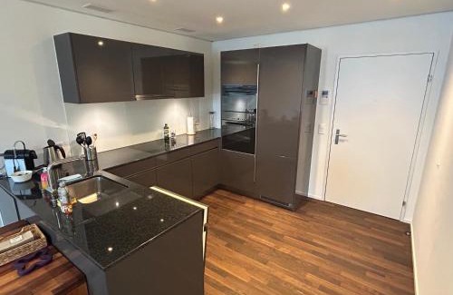Bach Apartamento | Moderne Businesswohnung, chic & zentral