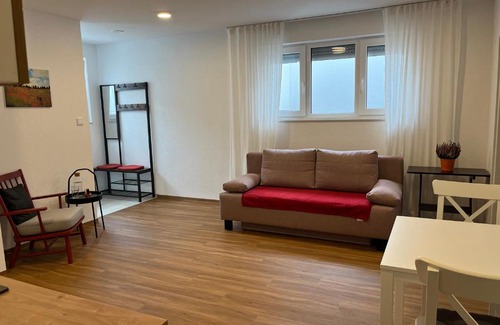 Weingarten Apartamento | Moderne Einliegerwohnung am Park