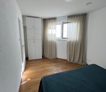 Weingarten Apartamento | Moderne Einliegerwohnung am Park