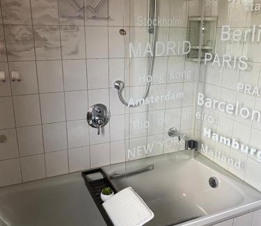 Kirchheim am Neckar Apartamento | Moderne Ferienwohnung Neckarschleife mit Klimaanlage