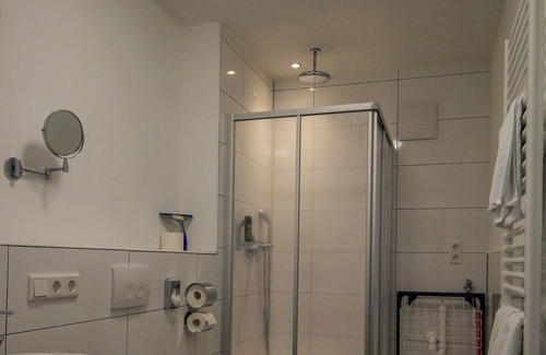 Burgbernheim Apartamento | Moderne Ferienwohnung in Zentraler Aber Ruhiger Lage