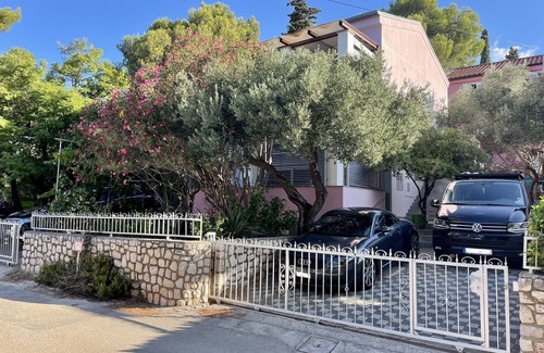 Artatore Apartamento | Moderne Ferienwohnung für 4 bis 5 Personen, 50m zum Strand