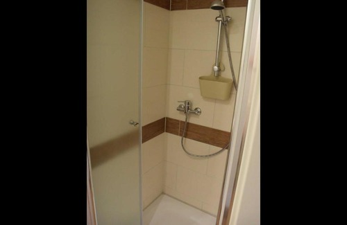 Kummernitztal Apartamento | Moderne Fewo Nähe Plauer See