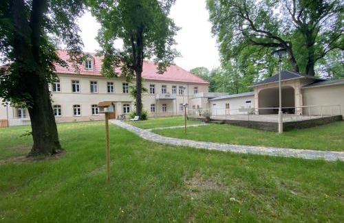 Oschatz Apartamento | Moderne Gästewohnung "Am Weinberg" am Stadtpark