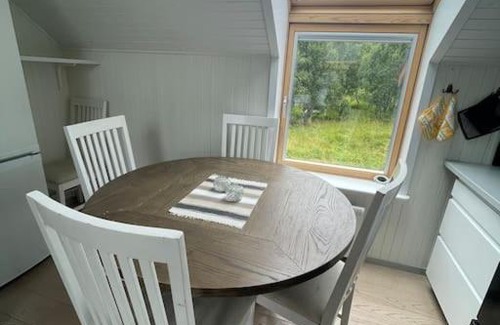 Vagan Apartamento | Moderne leilighet med badstue og havutsikt