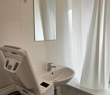 Neumuenster Apartamento | Moderne Monteursunterkunft 5 Personen Neumünster Nord
