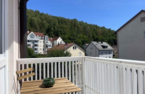 Schwandorf Apartamento | Moderne Monteurwohnung mit Balkon