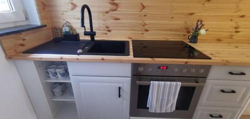 Karlshagen Apartamento | Moderne Souterrain Ferienwohnung im Zentrum von Karlshagen