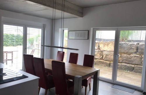 Momlingen Apartamento | Moderne und Stilvolle Ferienwohnung in Mömlingen mit Terrasse