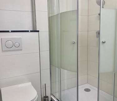 Berenbostel Apartamento | Moderne Unterkunft
