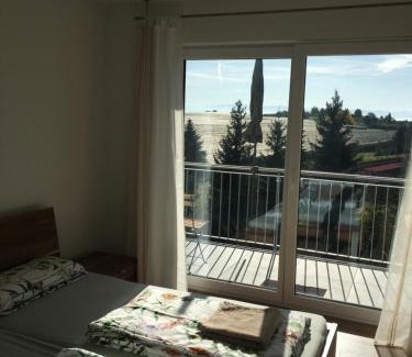 Raderach Apartamento | Moderne Wohnung mit Bergsicht