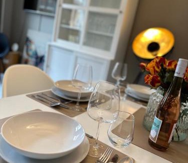 Mitte Apartamento | Moderner Altbaucharme in zentraler Lage