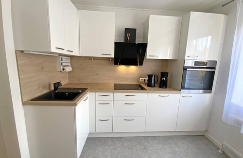 Sankt Polten Apartamento | Modernes Apartment in Ruhiger und Zentrale Lage - Perfekt für Familien & Gruppen