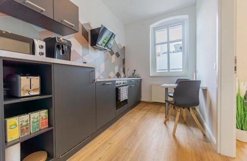 Cottbus Apartamento | modernes Apartment - zentral, ruhig, Wlan, Netflix, Küche, Schreibtisch, Parkplatz, Waschtrockner