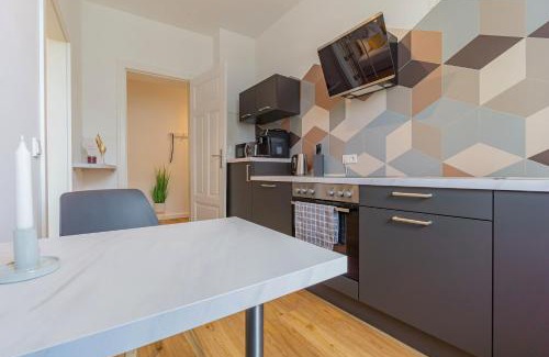 Cottbus Apartamento | modernes Apartment - zentral, ruhig, Wlan, Netflix, Küche, Schreibtisch, Parkplatz, Waschtrockner