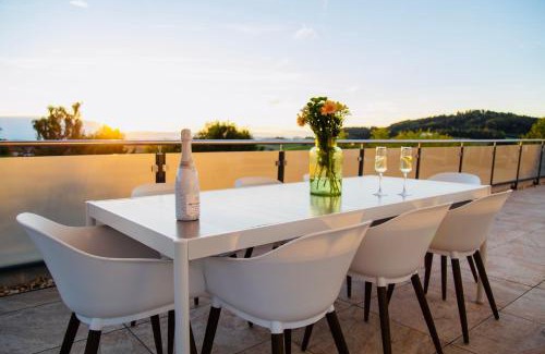 Waldkirchen Apartamento | Modernes Penthouse mit Bergpanorama & großer Terrasse, für bis zu 8 Personen