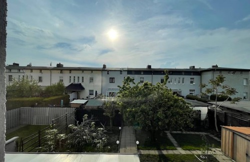 Magdeburg Apartamento | Modernes Reihenhaus mit Garten