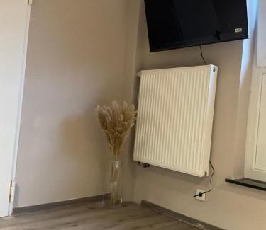 Alsdorf Apartamento | Modernes Studio am Dreiländereck