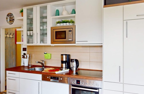 Neustadt in Holstein Apartamento | Modernized 53 m² vacation apartment for up to 4 people with balcony and parking space