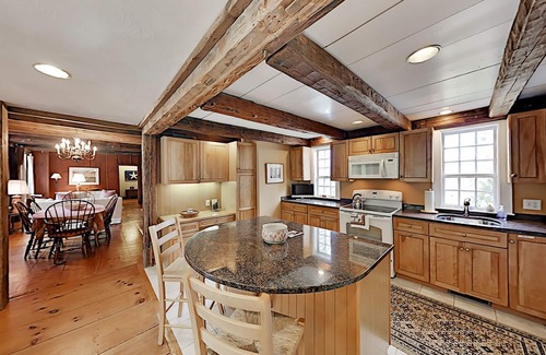 East Dennis Casa | Antique House Desde 1727 - Modernizado El 2 de Acres y cerca de la playa!