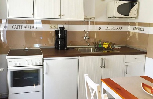 Wiek Casa | cabaña modernizada en Wiek Rügen tranquila con pabellón cubierto