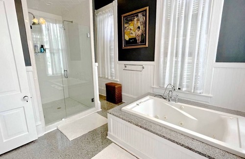Galveston Casa | Modernized Historic Home: Perfect for Families!