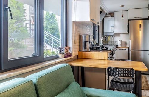 Maltepe Apartamento | Modernly Designed Flat Near Metro in Maltepe