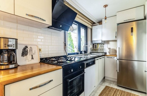 Maltepe Apartamento | Modernly Designed Flat Near Metro in Maltepe