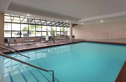 Midwest City Alquiler De RV | Modernly Designed Rm near Newey Shopping Center!