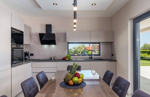 Rebici Villa | Villa Bella Vita in Barban
