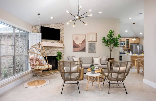 Barker Casa | Modernly Renovated Family Home w/ Double Swing, 4TVs, Pets OK & Backyard Firepit