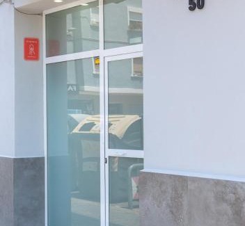 Torrefiel Apartamento | Moderno, amplio y muy cómodo